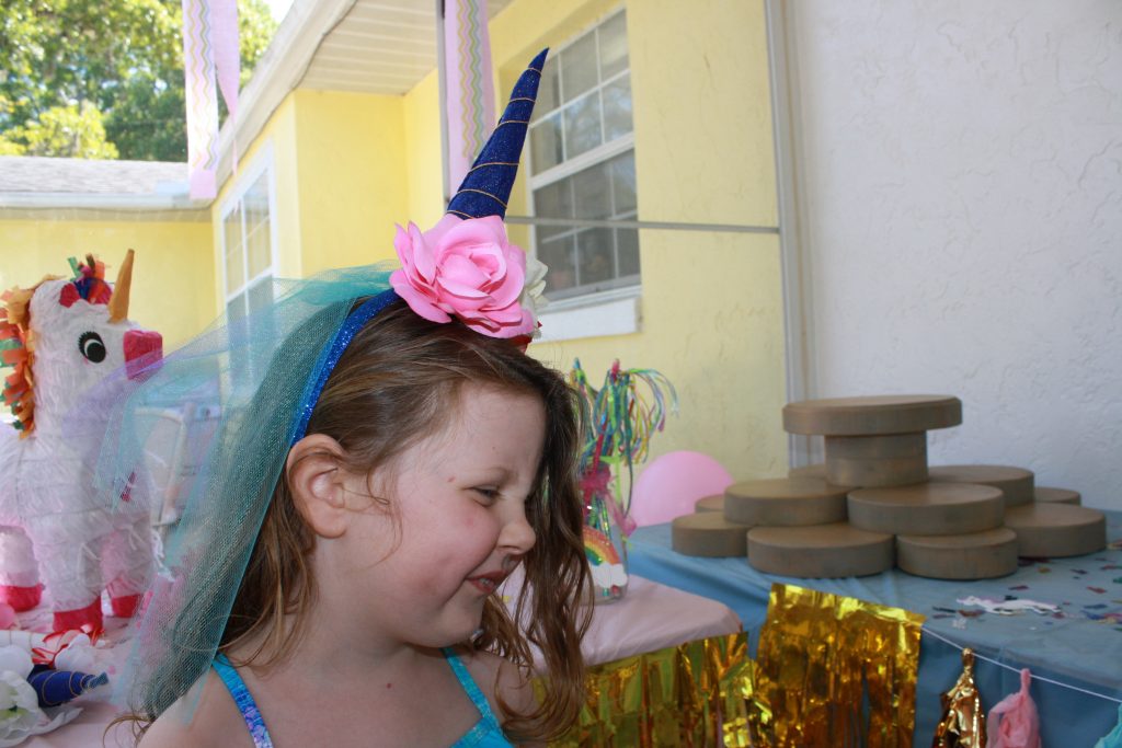 Unicorn horn for a perfect unicorn birthday party