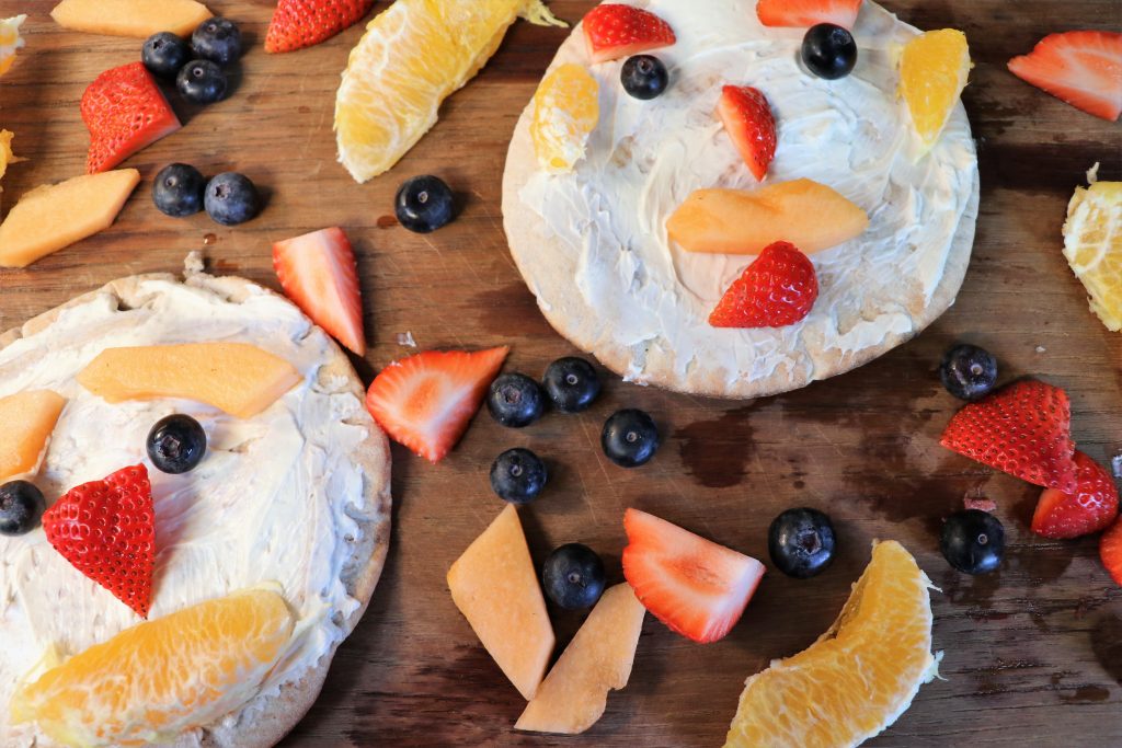 FL fresh Mini Fruit Pizza