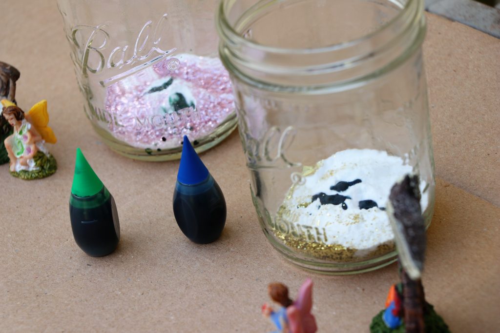Super Easy Toddler Fairy Volcano Science Project. Screen free this summer