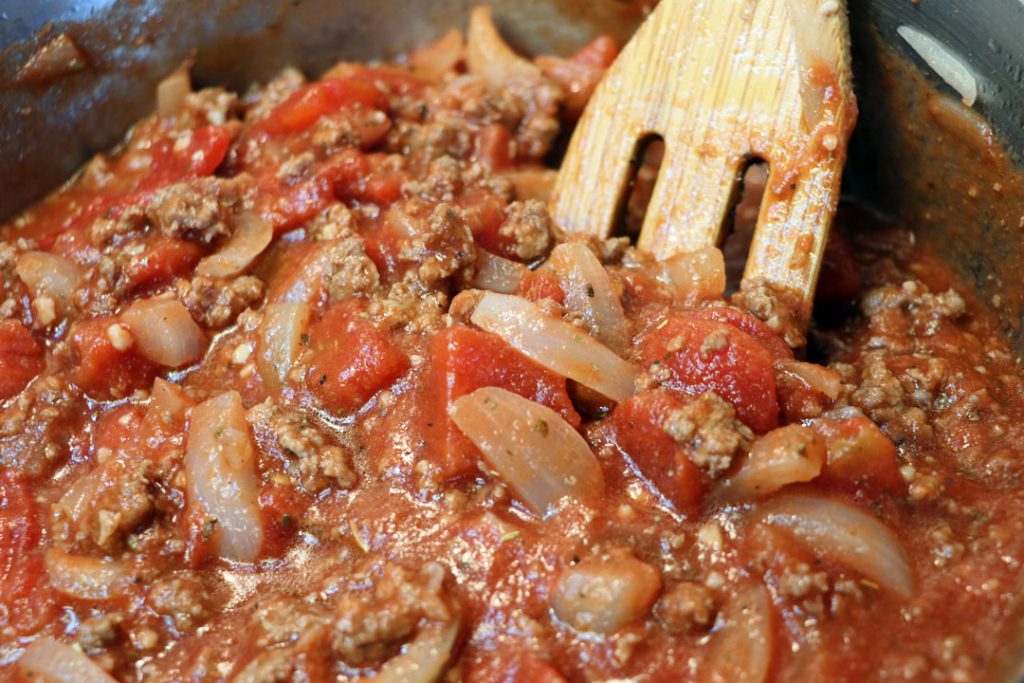 beef noodle casserole. easy italian pasta sauce for 30 minute meal