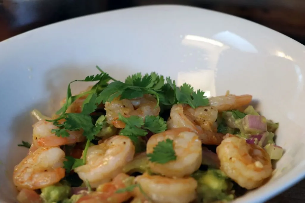 cilantro lime shrimp avocado salad