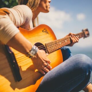 Traveling as a Musician – 10 Useful Tips