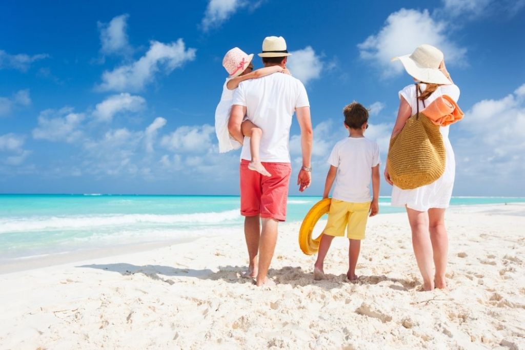 How to Enjoy a Tranquil Family Vacation With Kids