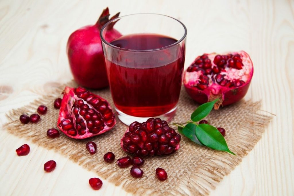super healthy drinks like Pomegranate Juice 