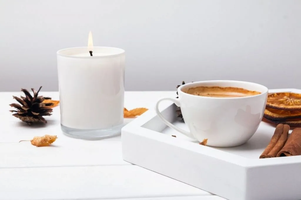 candles for home décor 