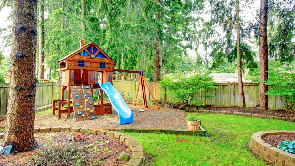 How to Make Your Backyard Suitable for Your Kids