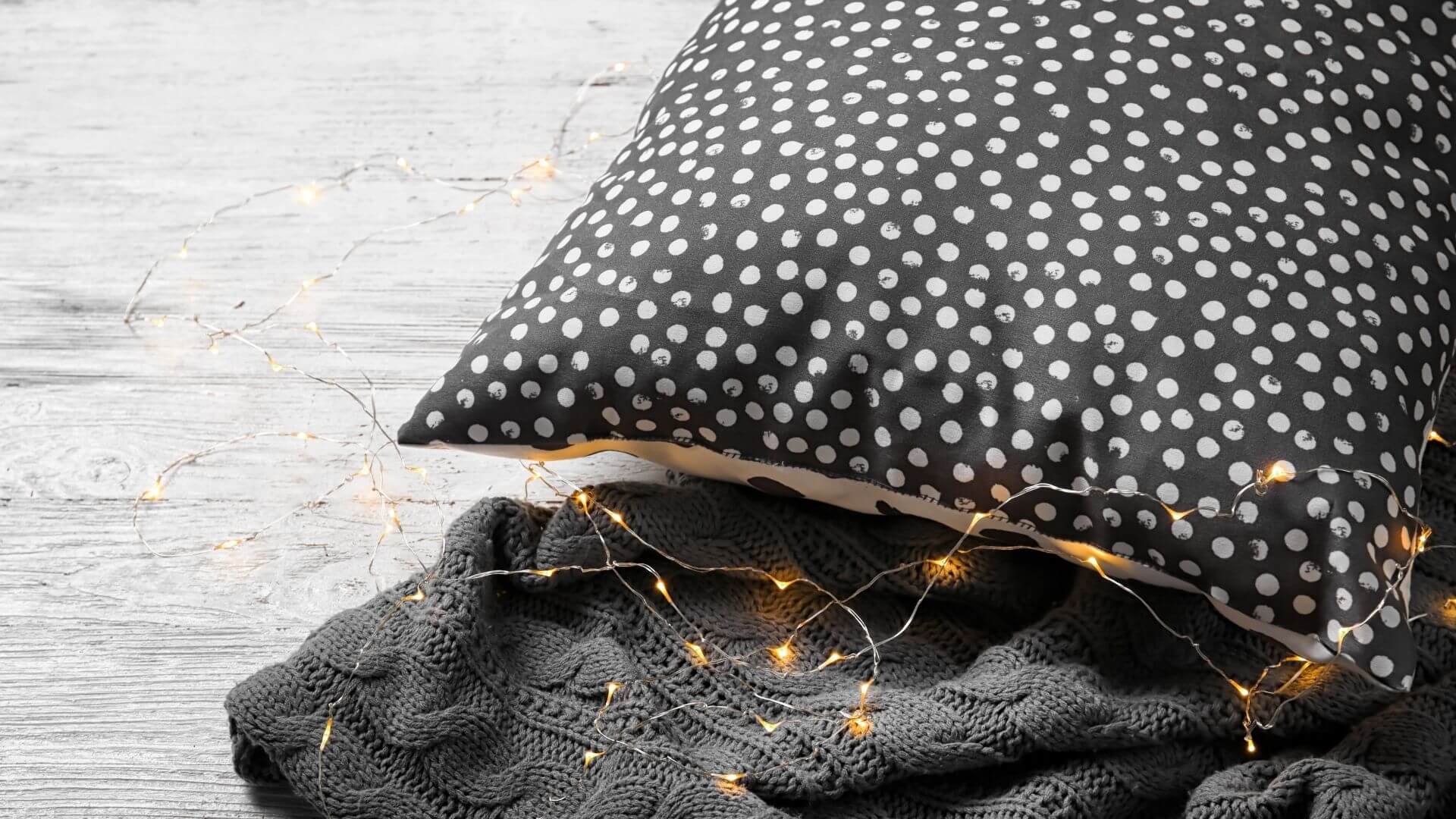 Why The Black Silk Pillowcase Will Never Go Out of Style