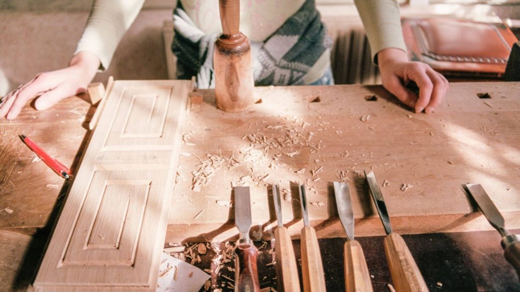Woodworking Projects That Can Make You Extra Money