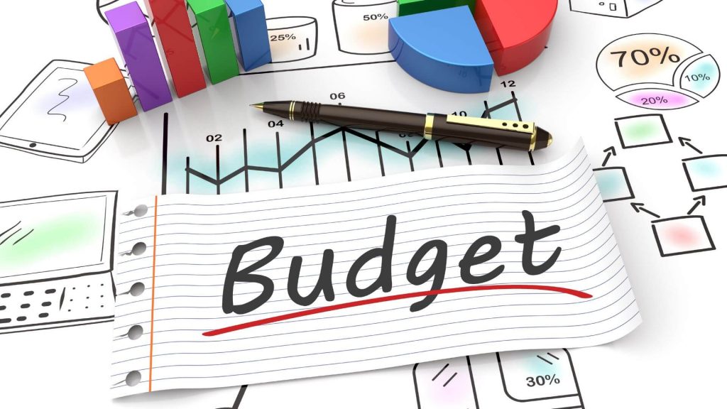 4 Essentials For Staying On Top Of Your Finances