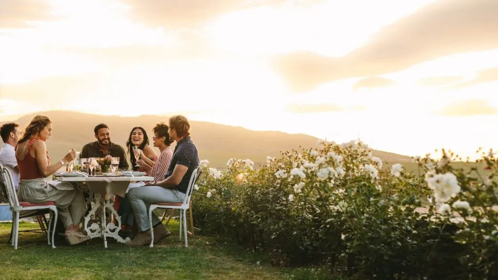 Socialize your mealtimes 