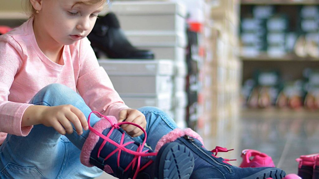 Good shoes can help your toddler to develop good habits