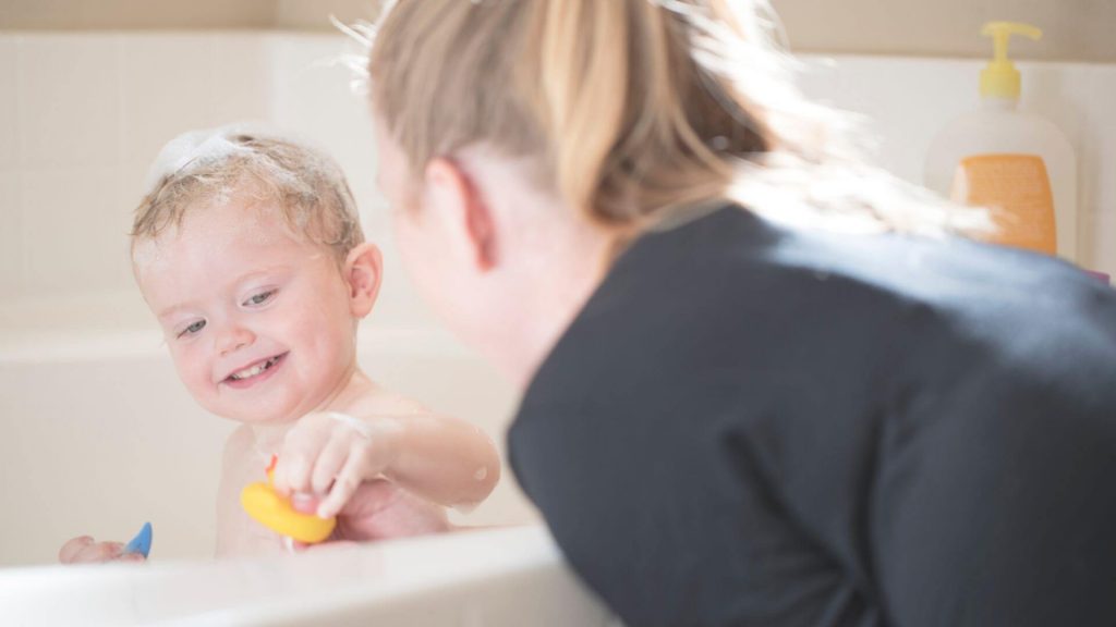 Teach Kids To Like Taking Baths