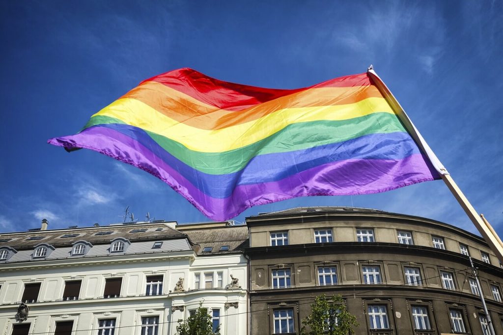 6 Problems The LGBT Community Still Has To Face