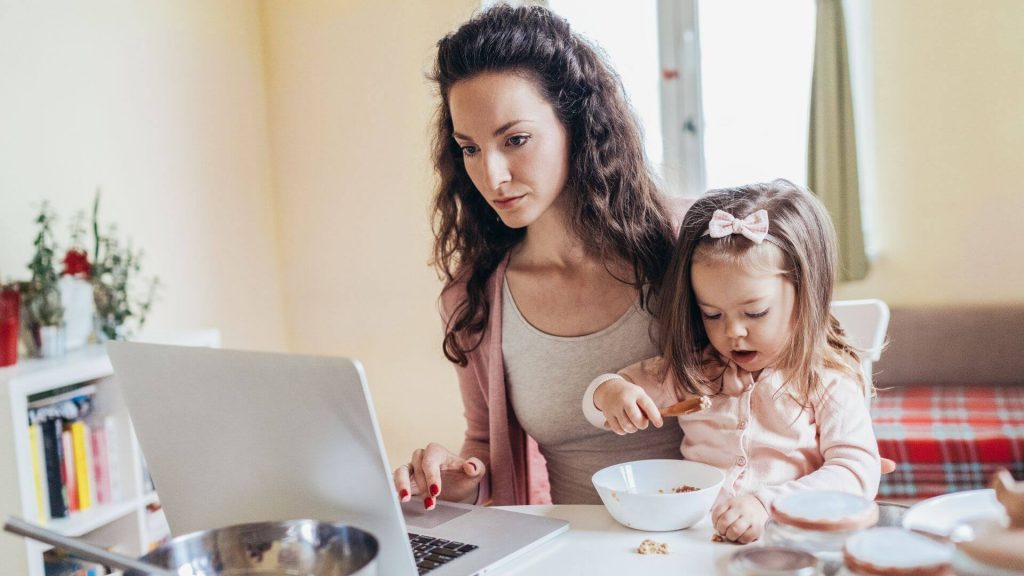 Side Hustle as a Stay At Home Mom