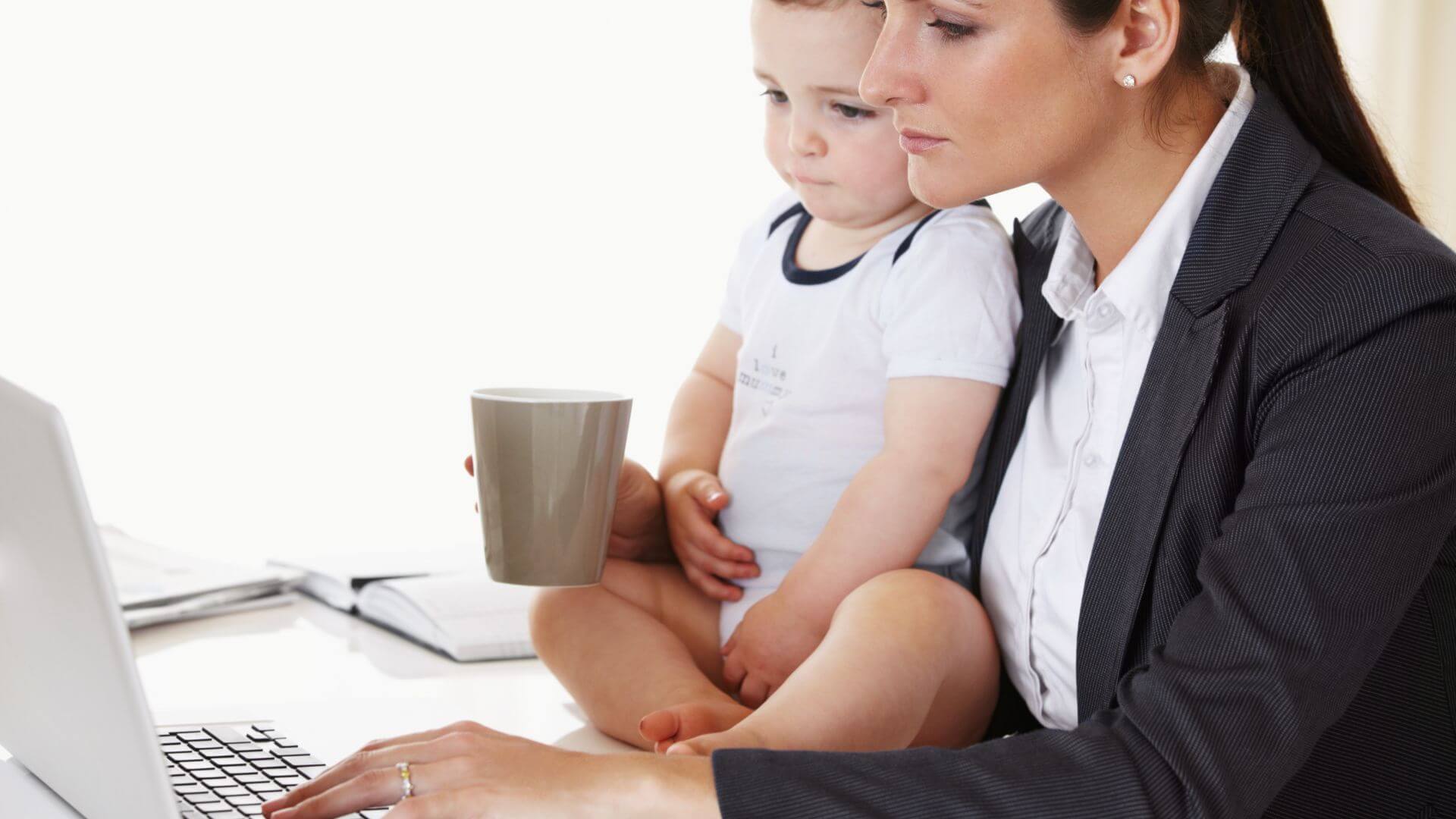 Corporate Jobs vs Home-Based Businesses for Moms