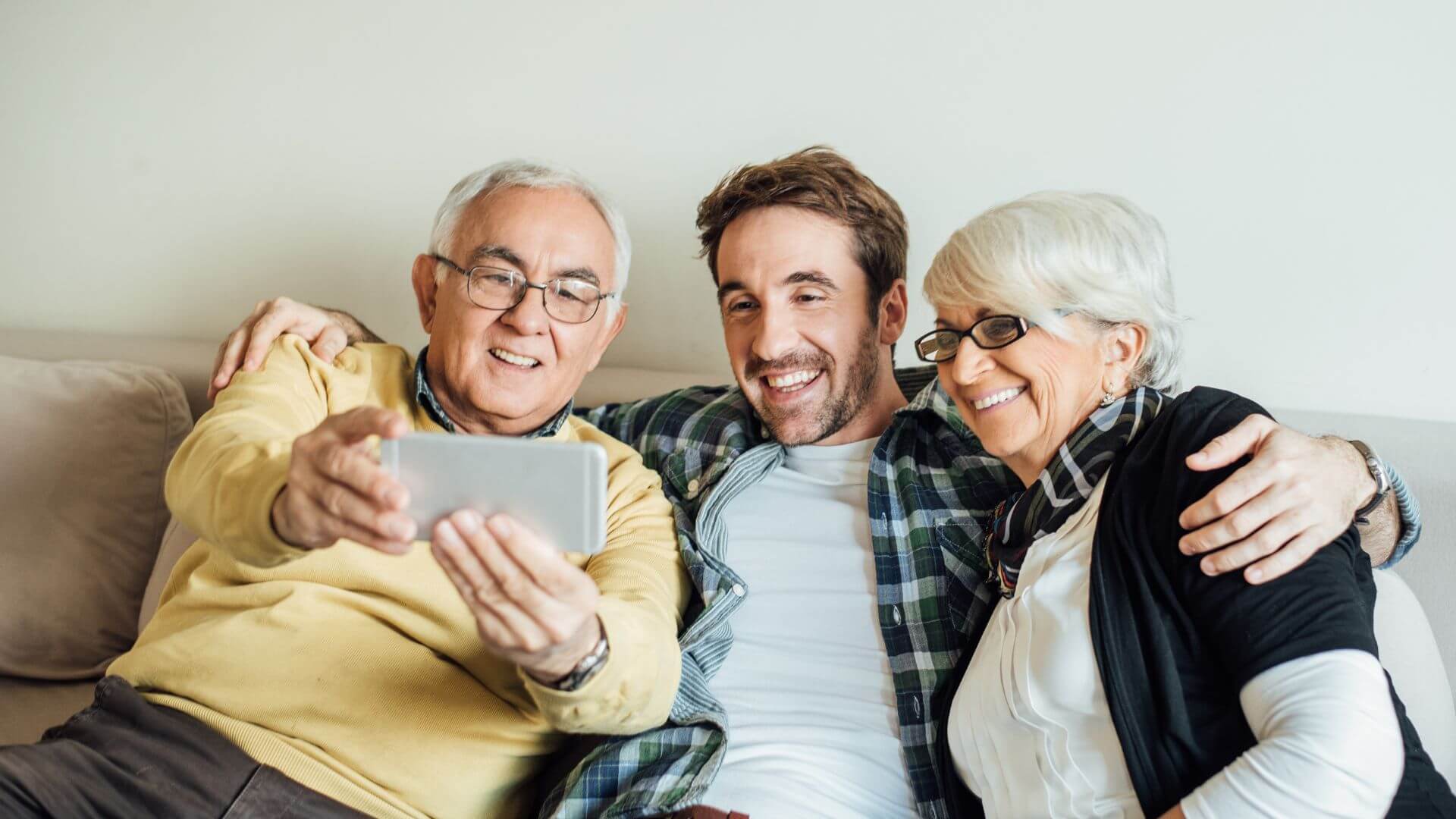 Signs It’s Time for Your Parents to Move Into a Retirement Home