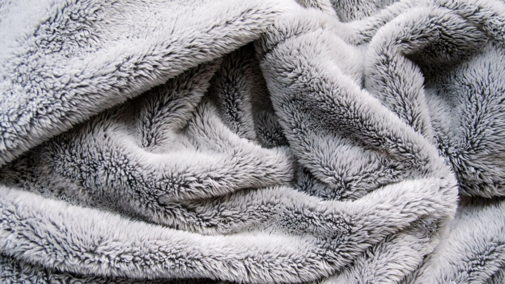 Choosing a Battery-Operated Heated Blanket