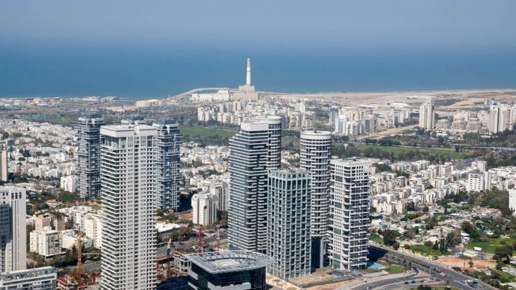 hotel in Tel Aviv beach