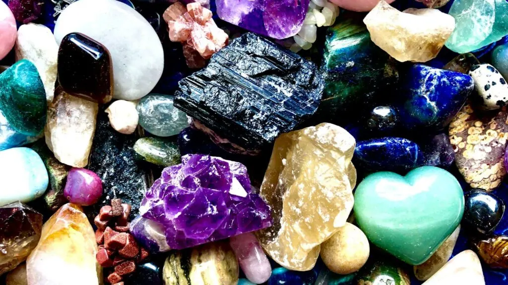 How Crystal Therapy Enhances Mind and Body