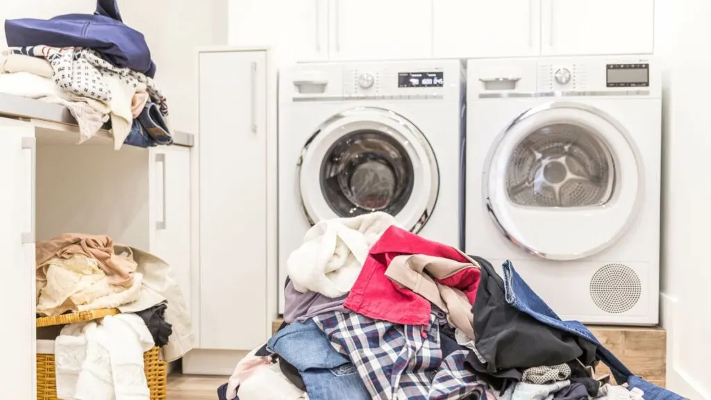 Simplify Your Life with Laundry Services