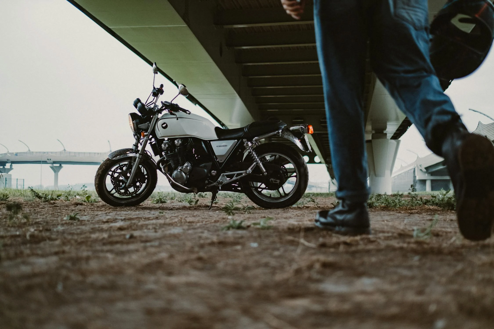 motorcycle safety tips