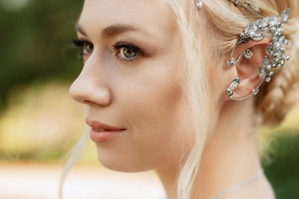 How to wear ear cuffs