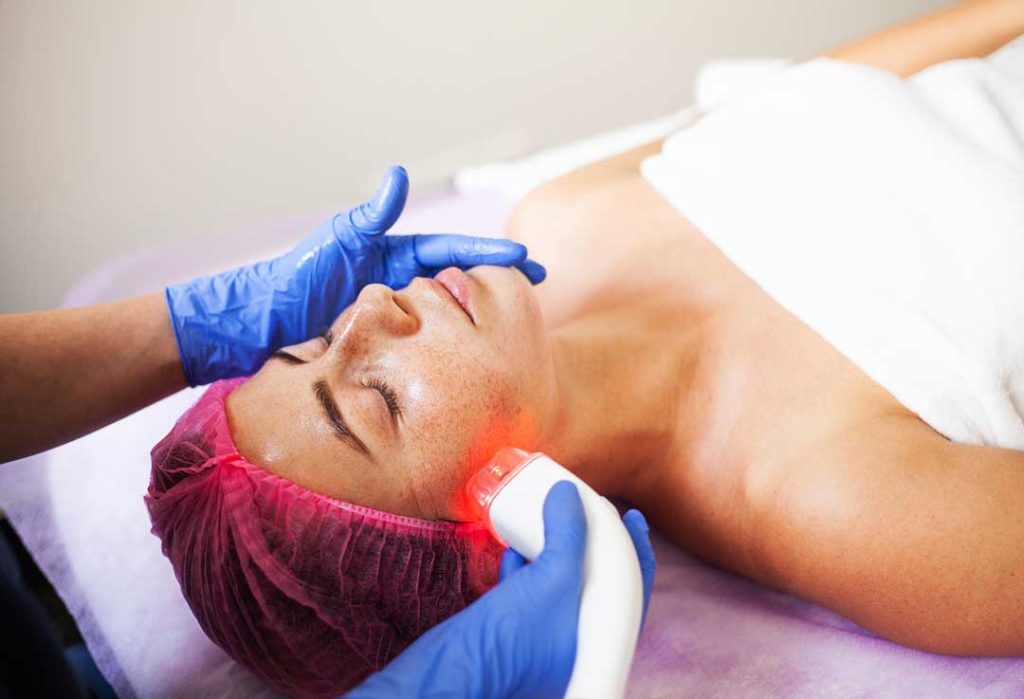 red light therapy for moms