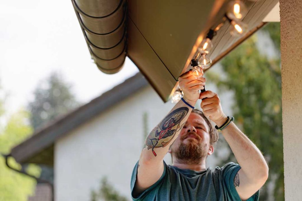  Cleaning and inspecting desert landscape lighting fixtures