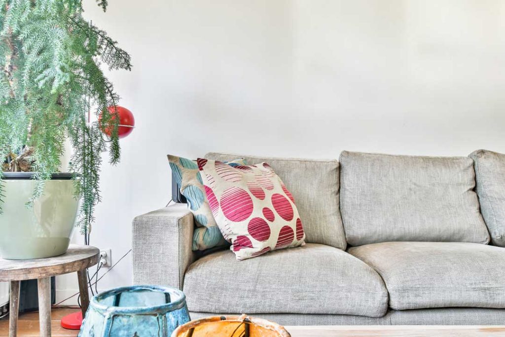 accessorizing your home on a budget