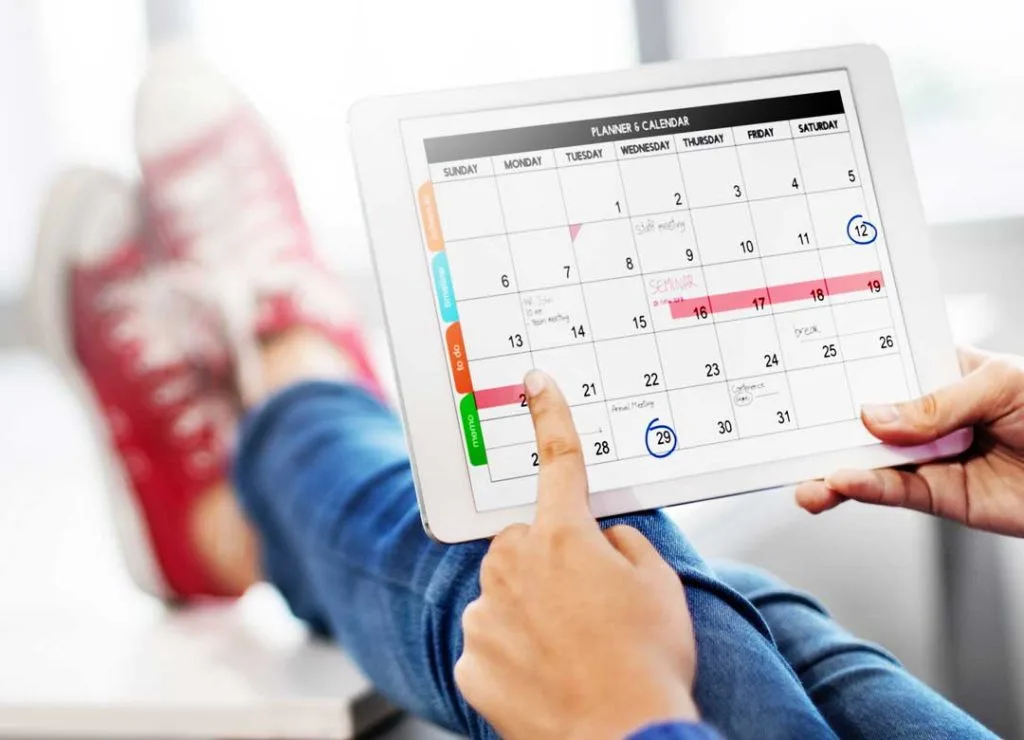 Family organizer app for working moms
