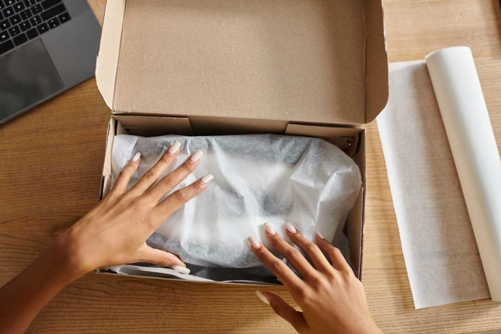 	unboxing Tenterra grounding sheets for sleep