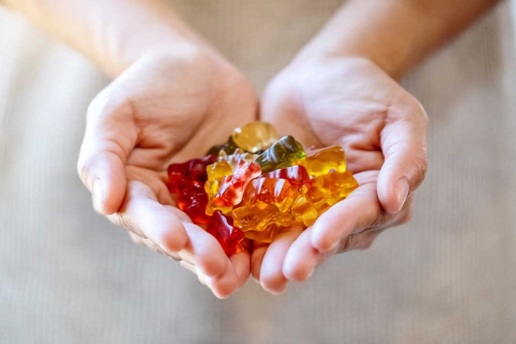 MitWellness kratom and kava gummies
