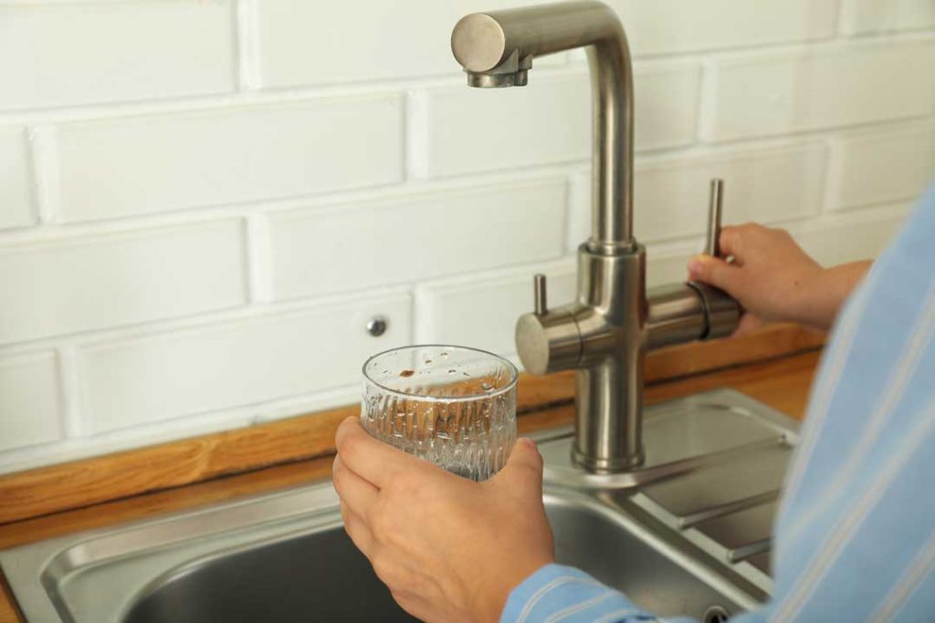 testing home drinking water quality