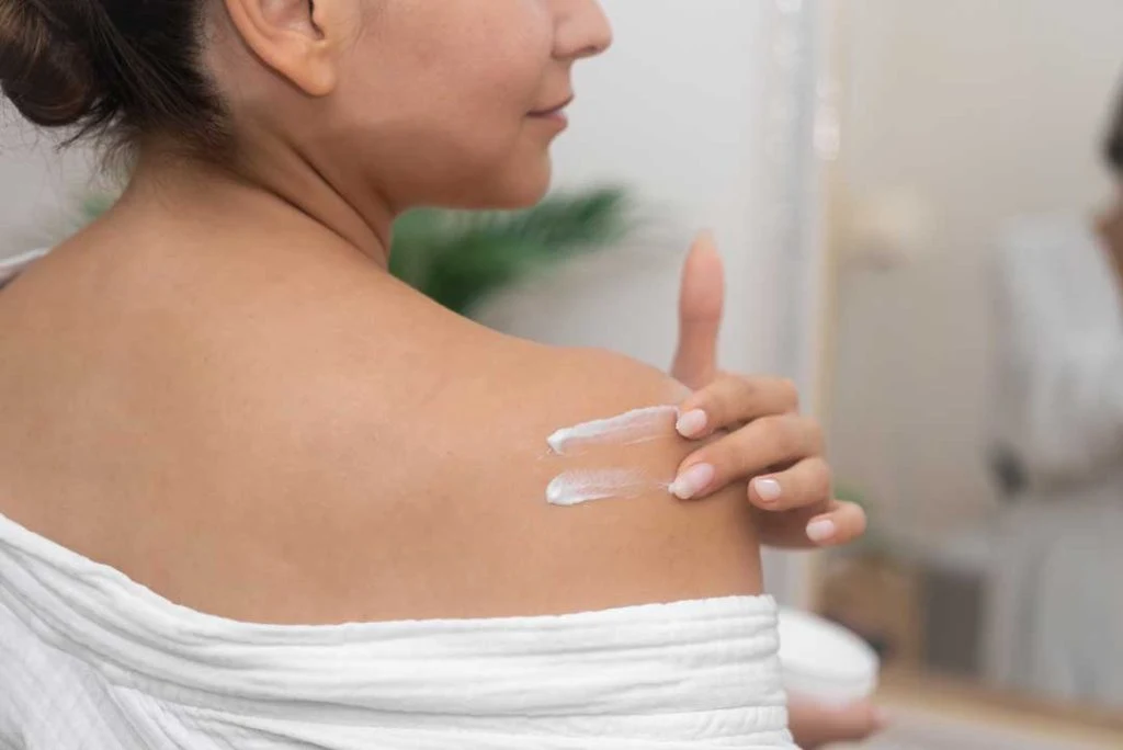CBD for chronic back pain relief using topical products