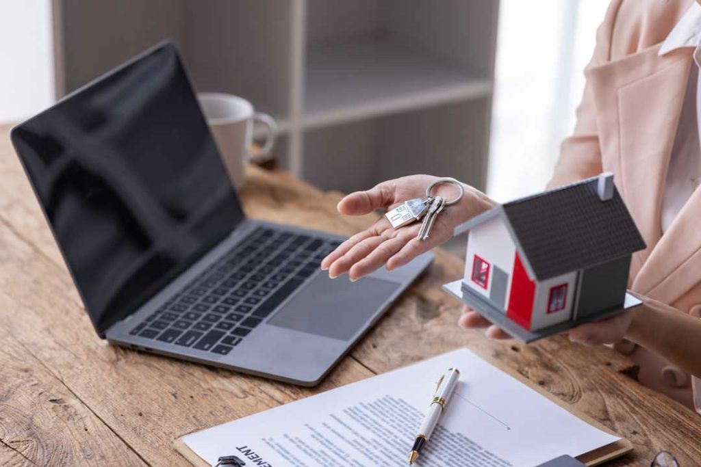 What Are Online Mortgage Lenders
