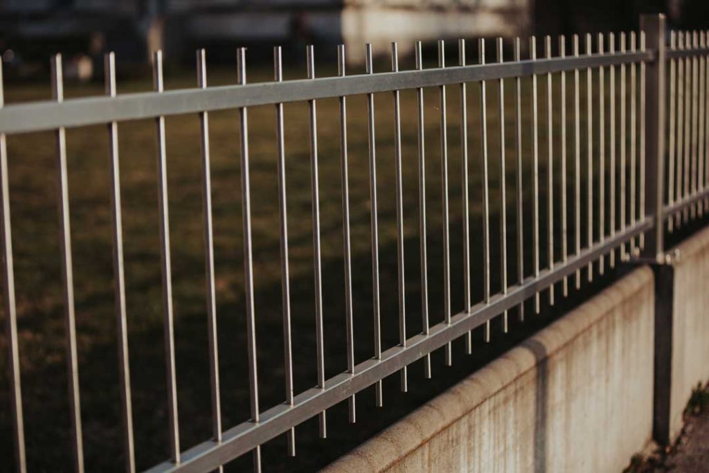 best aluminum fence for home