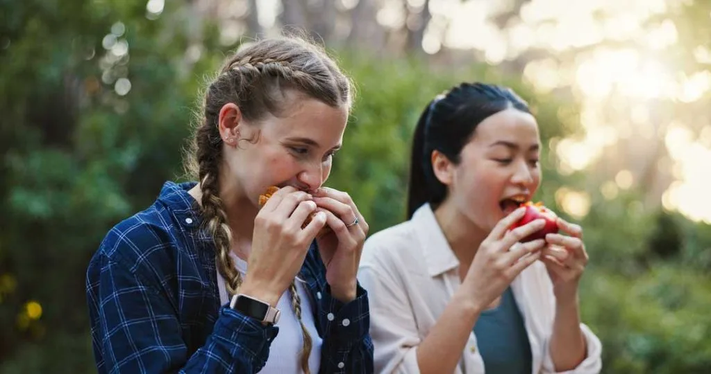 slow chewing
