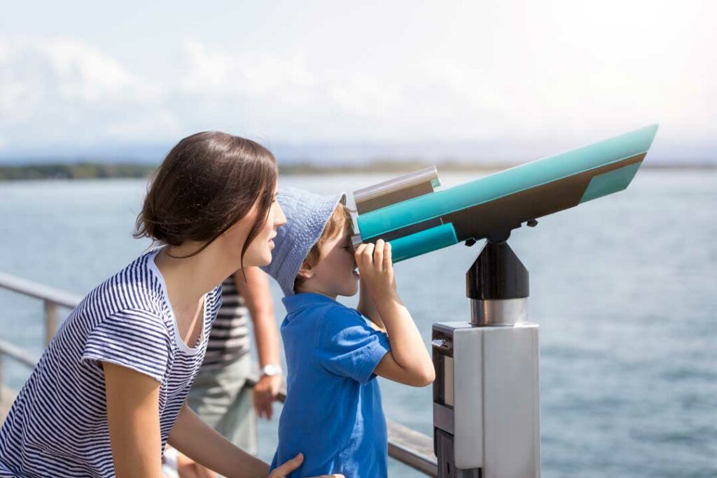 wildlife watching with kids